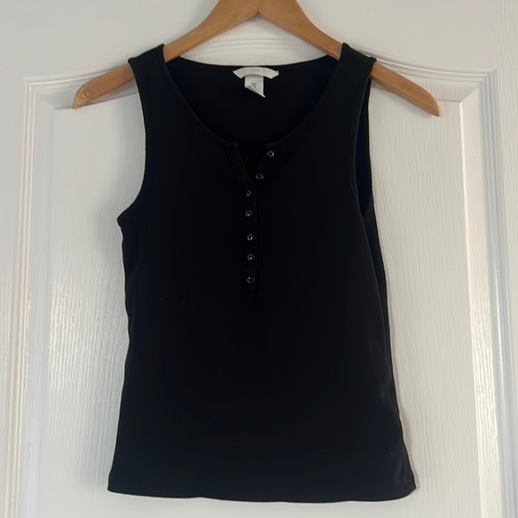 Like New H&M Henley tank. Size Small. - Picture 1 of 4